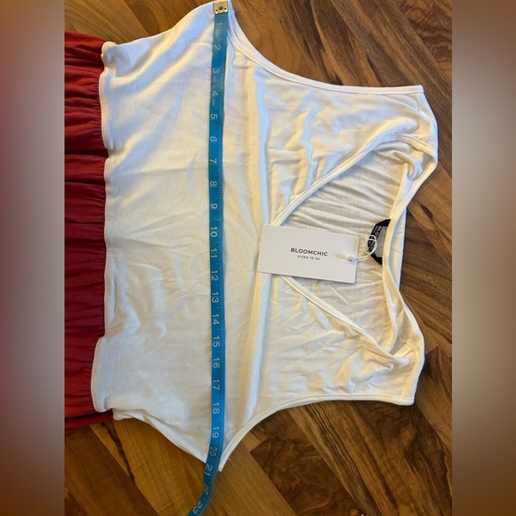 NWT Bloomchic dress white pink and red with lots of stretch size 14-16 - Picture 3 of 4